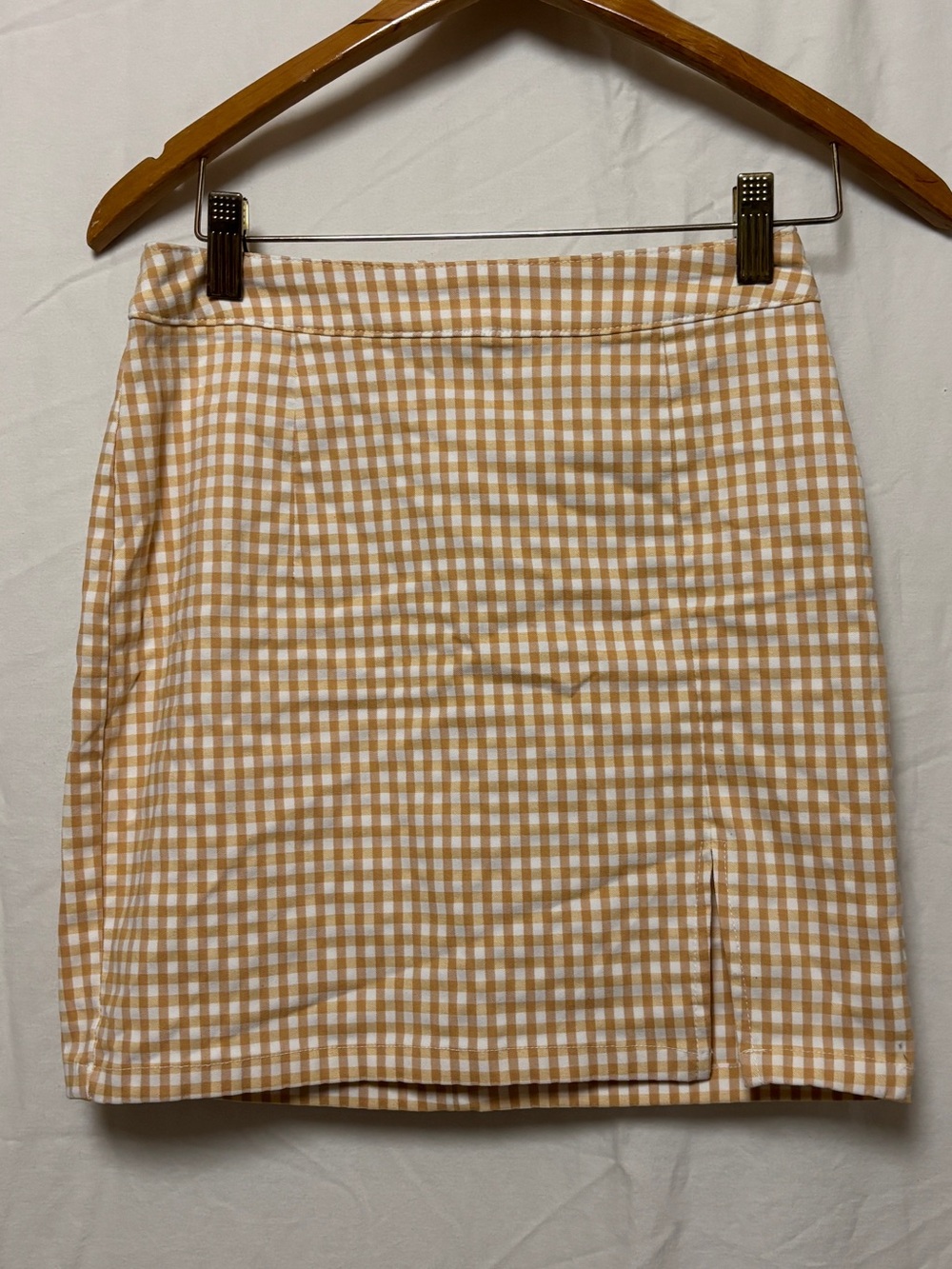 3/$25💋 Garage As If plaid mini skirt in white and yellow